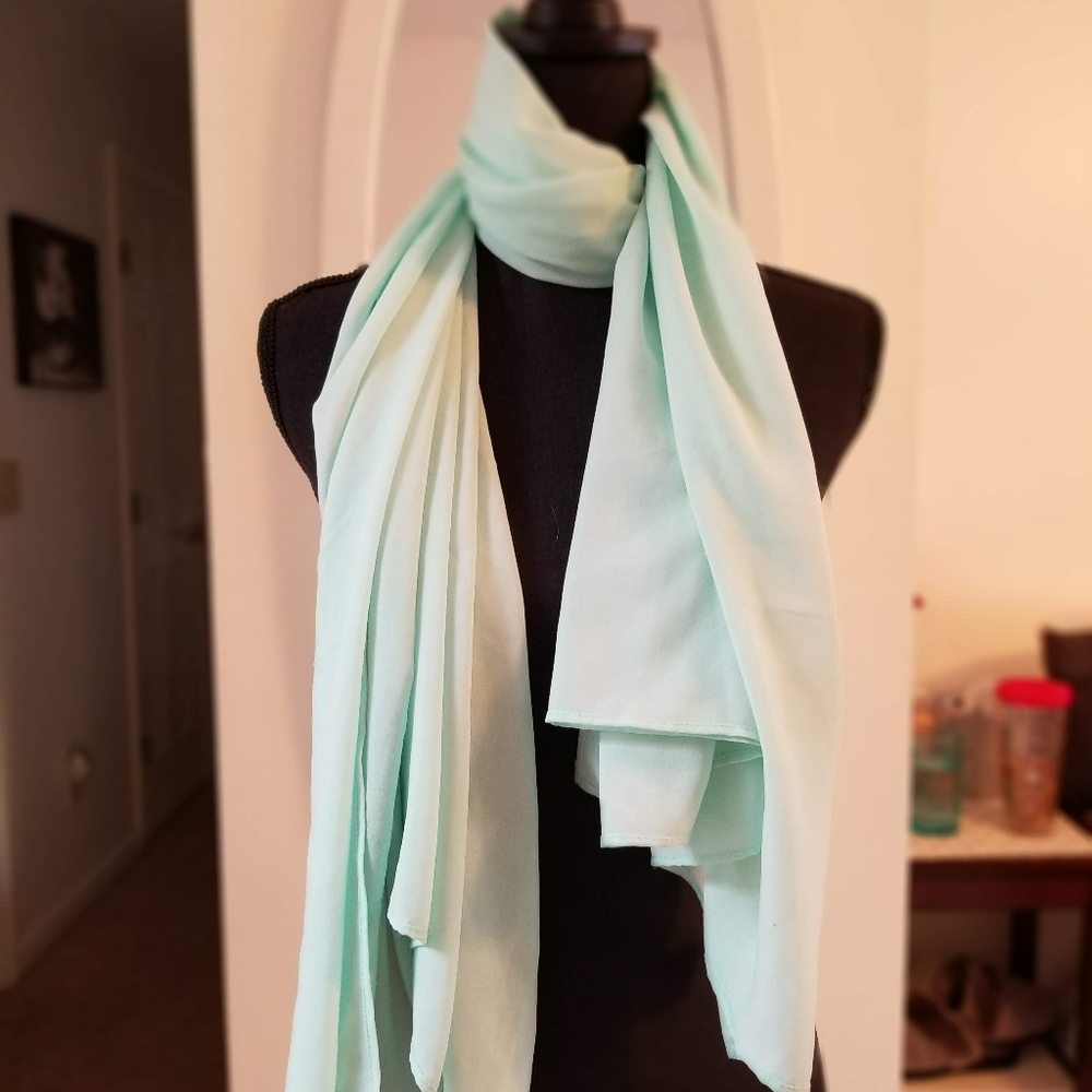 Body Shop XL sheer wrap/scarf/Shaw
